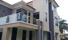 5 bedrooms house for sale in Buziga with lake view at $380,000