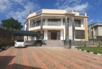 6 bedrooms house for sale in Munyonyo with lake view at 650,000 USD