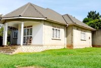 2 bedrooms house for sale in Kira Mulawa 23 decimals at 220m