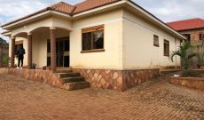 3 bedrooms house for sale in Najjera Buwate 12 decimals at 260m
