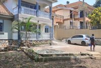 3 bedrooms house for sale in Muyenga Kampala 800m