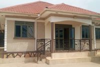 3 bedrooms house for sale in Kisaasi Bahai at 250m