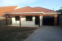 3 bedrooms house for sale in Namugongo 13 decimals at 320m