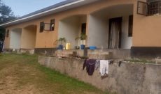 4 rental units for sale in Kisaasi Ndundu 1.4m monthly at 160m shillings