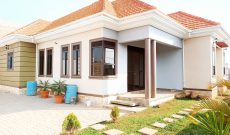 3 bedrooms house for sale in Namugongo Sonde Misindye at 380m