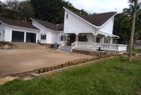 4 bedrooms house for rent in Naguru at $3,000