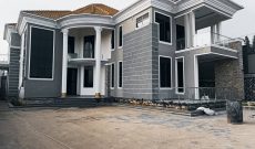 7 bedrooms house for sale in Kira 25 decimals at $345,000