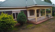 3 bedrooms house for sale in Sonde 100x100ft at 175m