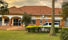 6 bedrooms house for sale in Bweyogerere, Kampala