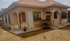 3 bedrooms house for sale in Nangabo Kasangati at 150m