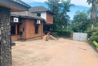 5 bedrooms house for sale in Nakasero on half acre with swimming pool at $1.75m