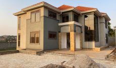 5 bedrooms mansion for sale in Mbalwa Namugongo at 1.2 billion shillings