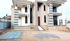 5 bedrooms house for sale in Kira Kasangati Rd 17 decimals 1 billion shillings