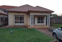 4 bedrooms house for sale in Najjera Buwate 14 decimals at 400m