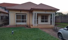 4 bedrooms house for sale in Najjera Buwate 14 decimals at 400m