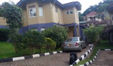 4 bedrooms house for sale in Naguru at 800m