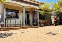 2 bedrooms house for sale in Kyanja 8 decimals at 220m