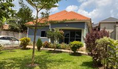 4 bedrooms house for sale in Gayaza Makenke at 270m