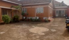4 bedrooms house for sale in Ntinda Ministers Village at $200,000