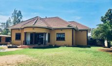 4 bedrooms house for sale in Kyanja Kungu 25 decimals at 550m