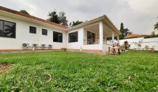 5 bedrooms bungalow for sale in Kololo on half acre at $1,750,000