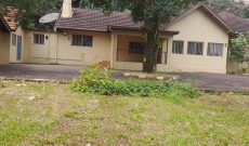 2 houses of 5 bedrooms each for sale in Kololo at $3.85m