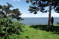 44 lakeview acres of land for sale in Kasanje 100m per acre