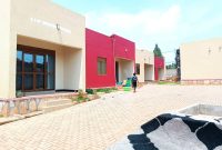 7 rentals for sale in Kira Nsasa at 460m