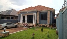 4 bedrooms house for sale in Gayaza at 320m