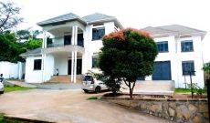 This is a 6 bedrooms house for sale in Kira Kasangati road at 650m