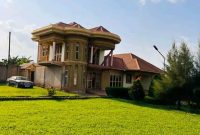 5 bedrooms house for sale in Gayaza Kiwenda at 570m