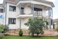 5 bedrooms house for sale in Akright City, Entebbe Road