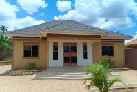 beautiful 4 bedrooms house for sale in Jogo Namugongo 240m