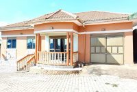 4 bedrooms house for sale in Misindye Sonde