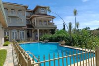 7 bedrooms and 7 bathrooms mansion with a swimming pool for rent at Mbuya Hill, Kampala