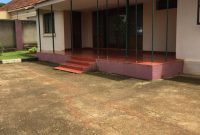 4 Bedrooms House For Sale In Muyenga Near TMT Supermarket 24 Decimals 850m