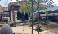 house on sale in Najjera, having 4 bedrooms 450m