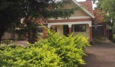 house on sale in Naguru having 4 bedrooms 1 billion shillings