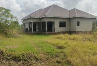 6 Bedrooms House For Sale In Kakiri On 1 Acre At 250m