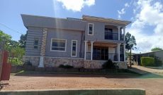 4 Bedrooms House For Sale In Kasanje On 1 Acre At 250m