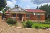 4 Bedrooms House For Sale In Kawempe Mbogo Bombo Road 350m