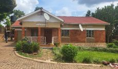 4 Bedrooms House For Sale In Kawempe Mbogo Bombo Road 350m