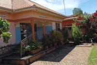 3 bedrooms house for sale in Gayaza Naalya Magonja area 140m