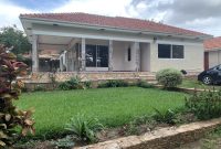 4 Bedrooms House For Rent In Muyenga With Pool $2000