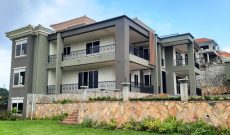 6 Bedrooms House For Sale In Munyonyo 30 Decimals At 650,000 USD