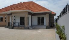 4 Bedrooms House For Sale In Kitende 18 Decimals At 700m