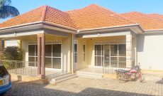 4 Bedrooms House For Sale In Bwebajja 20 Decimals At 600m