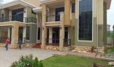 6 Bedrooms Mansion For Sale In Kyanja Kampala 17 Decimals At 1.2Bn Shillings