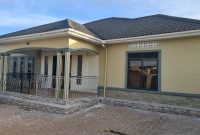 3 Bedrooms House For Sale In Kulambiro 14 Decimals At 420m
