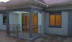 3 Bedrooms House For Sale In Kitende 10 Decimals At 280m